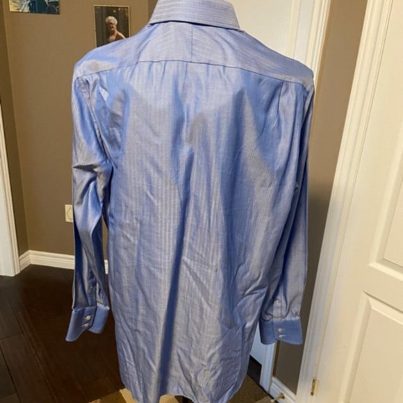 Tom Ford 100% Cotton Herringbone Dress Shirt in Size 43 EUC - Picture 3 of 15